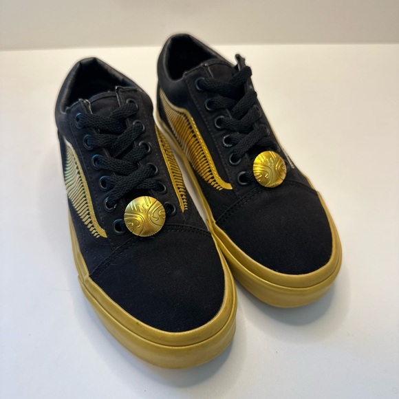 Limited edition Vans x Harry Potter “Golden Snitch” Sneakers – Size US Women’s 6 - Picture 5 of 10